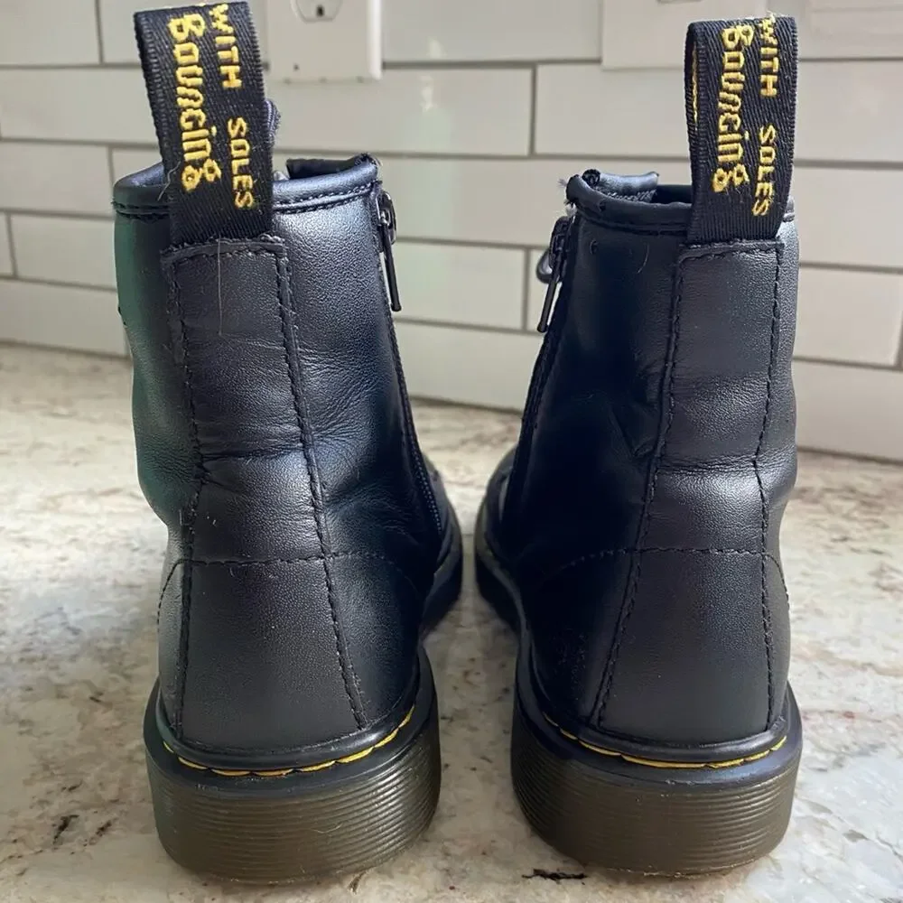 Doc Dr Martens Jr $85 1460 Softy T Leather Lace Up Boots (Zip Side) 2